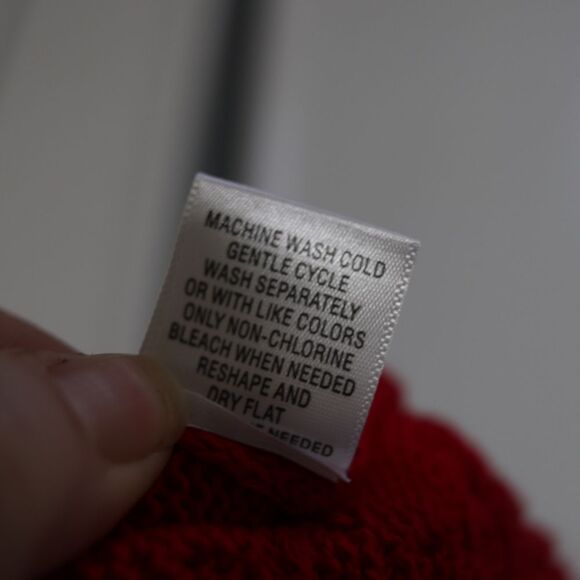 Vintage Studio Works Red Knit Sweater Beautiful Textured Cable Knit Large - Picture 14 of 14